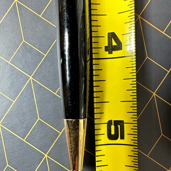 ✍️Parker Pen black and gold with box and case writes in black - Picture 12 of 12